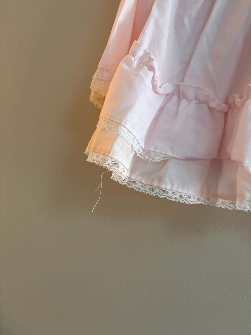 Alexis Vintage Pink Lace Ruffle Baby Girl Dress 24 Months - Picture 2 of 6